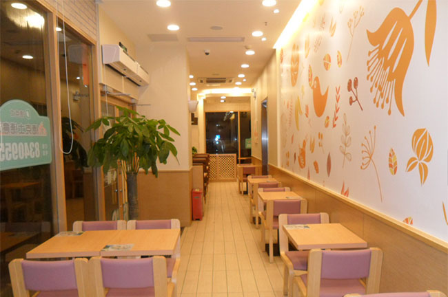 南京店面內(nèi)裝修2